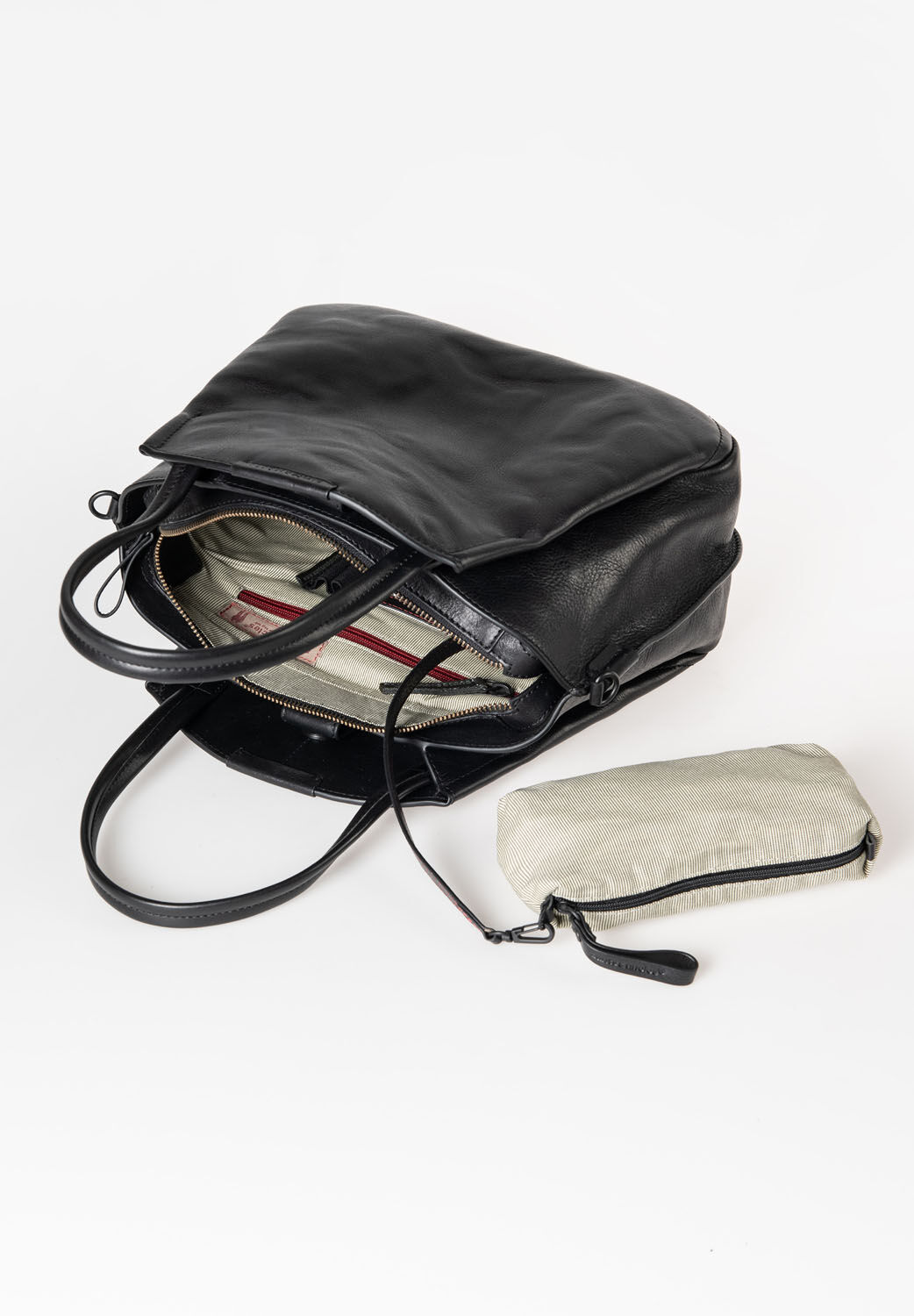 aunts & uncles Grandma's Luxury Club Mrs. Chiffon Pie Black Smoke aunts & uncles Grandma's Luxury Club Mrs. Chiffon Pie Black Smoke