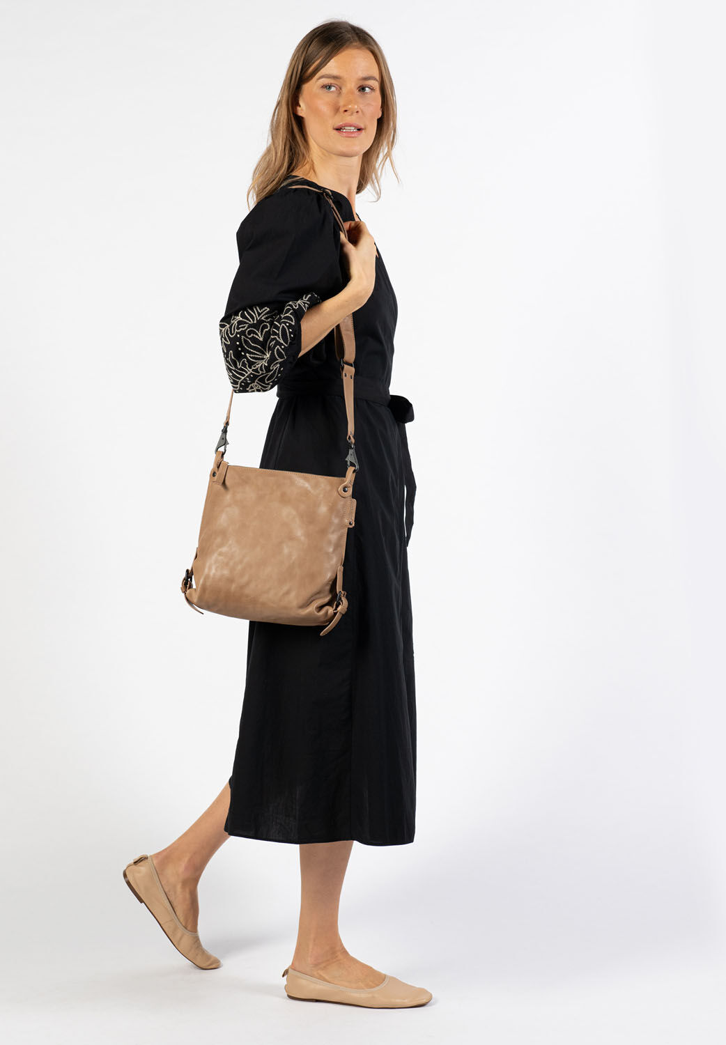 aunts & uncles Grandma's Luxury Club Mrs. Raisin Cookie Umhängetasche rose aunts & uncles Grandma's Luxury Club Mrs. Raisin Cookie Umhängetasche rose