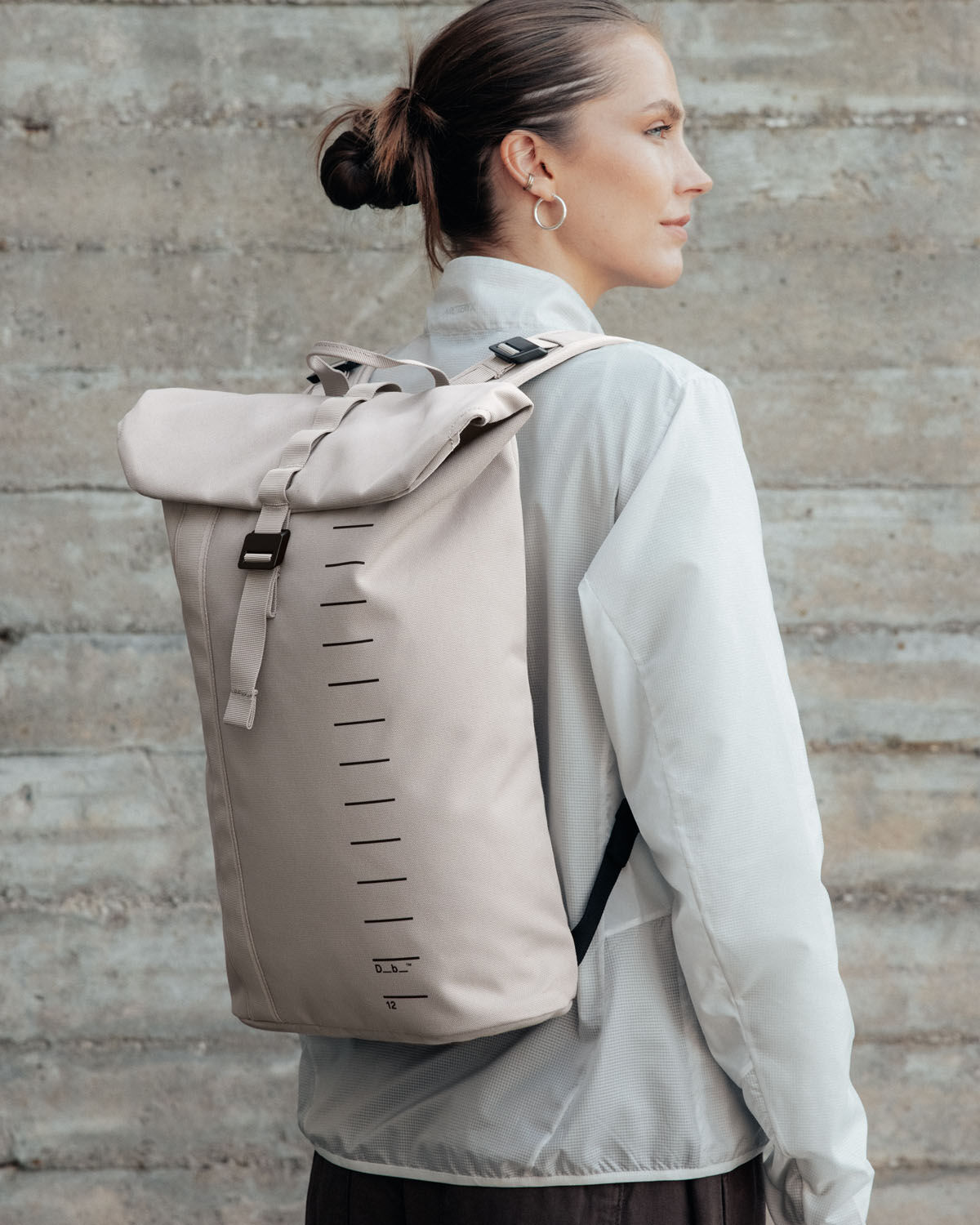 D_b_ Essential Backpack 12L