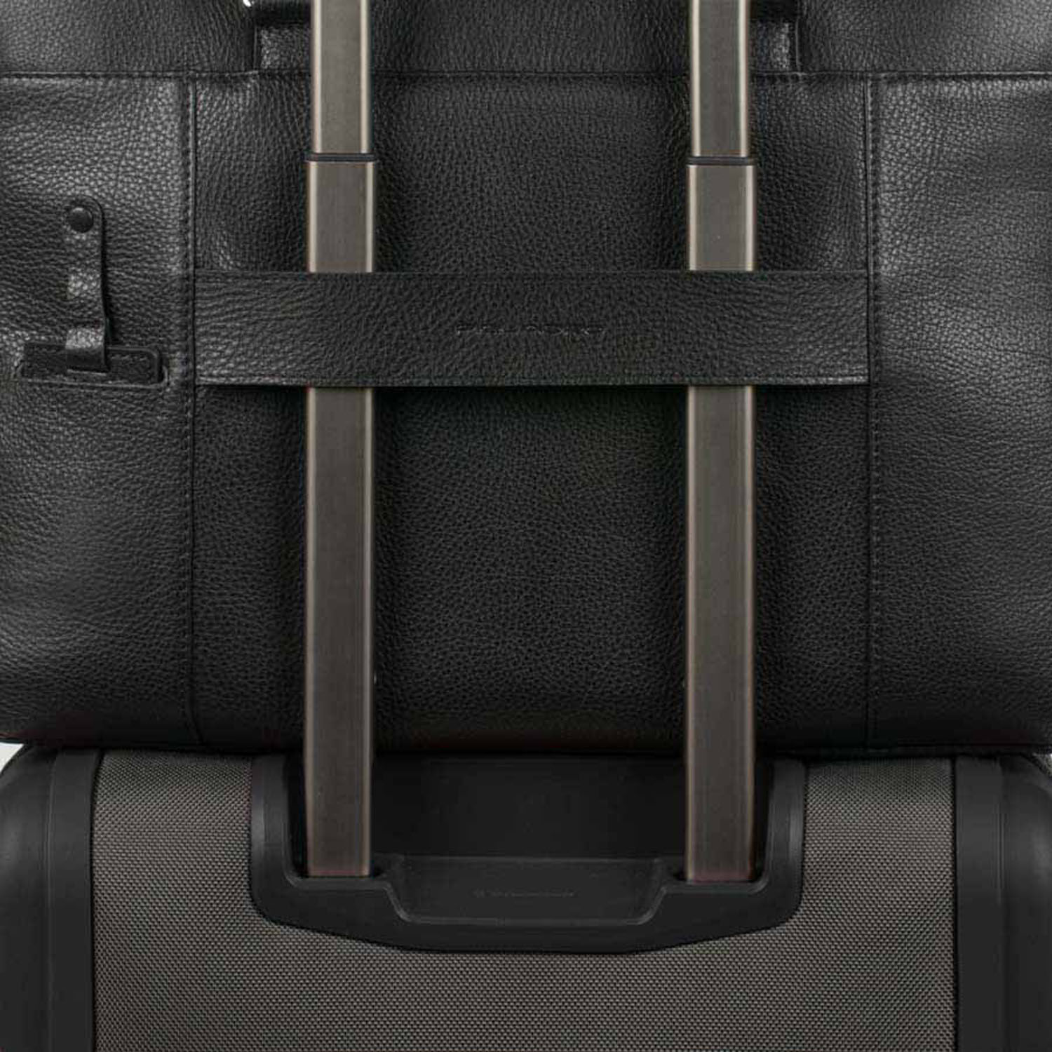 Piquadro Modus Kurzgriff-Laptoptasche 14" mit Tabletfach Schwarz Piquadro Modus Kurzgriff-Laptoptasche 14" mit Tabletfach Schwarz