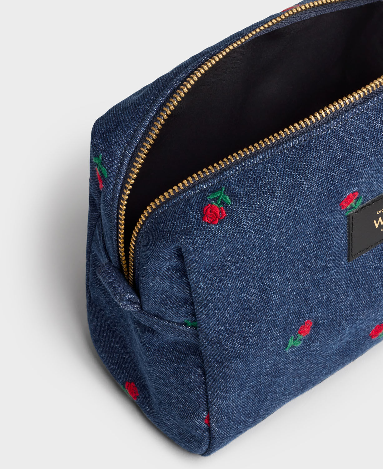 Wouf Denim Collection Large Toiletry Bag Amy Wouf Denim Collection Large Toiletry Bag Amy