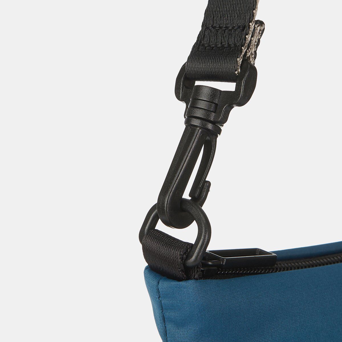 Hedgren Nova ORBIT Flat Crossover Neptune Blue