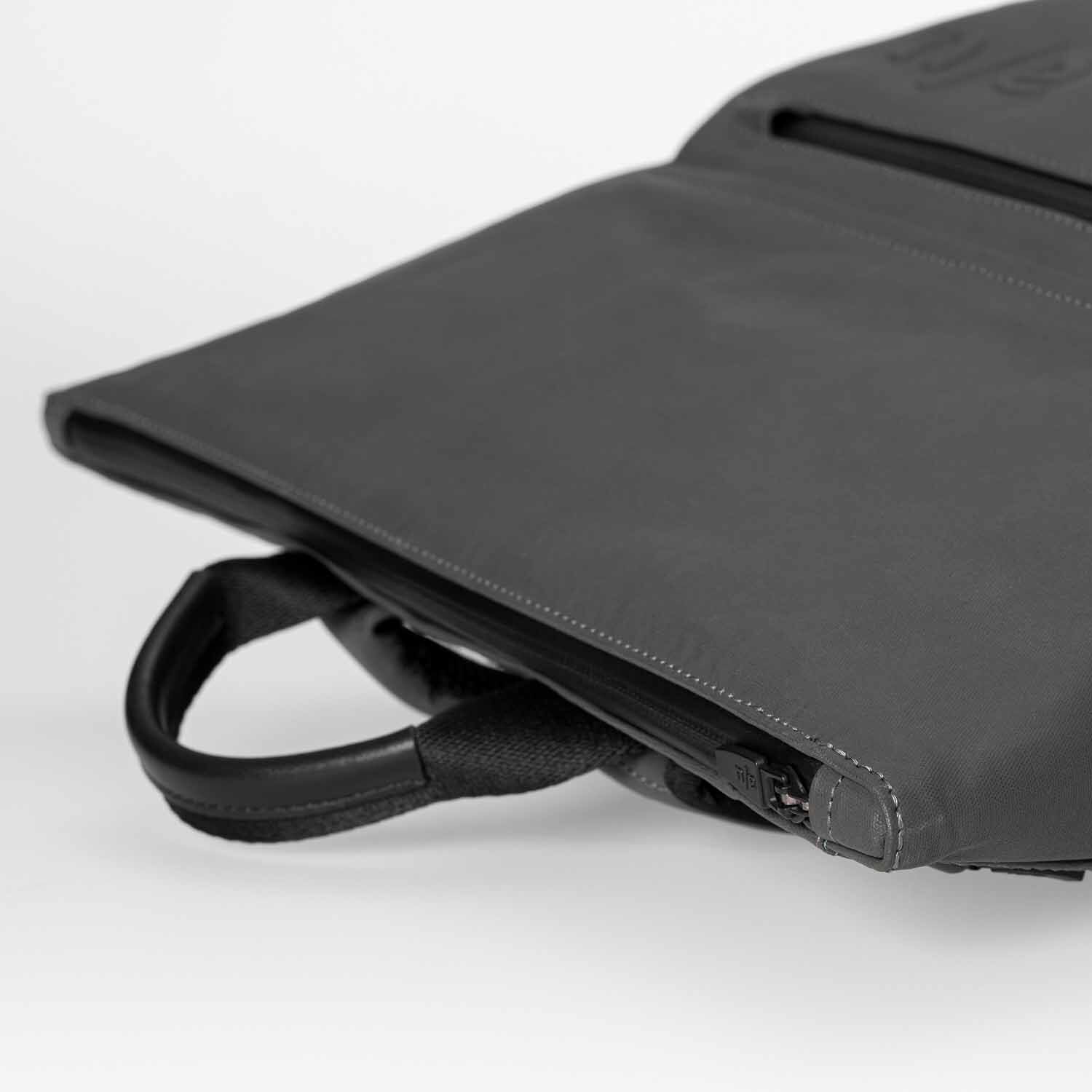 aunts & uncles Japan Okayama Rucksack mit 13" Notebookfach volcanic ash