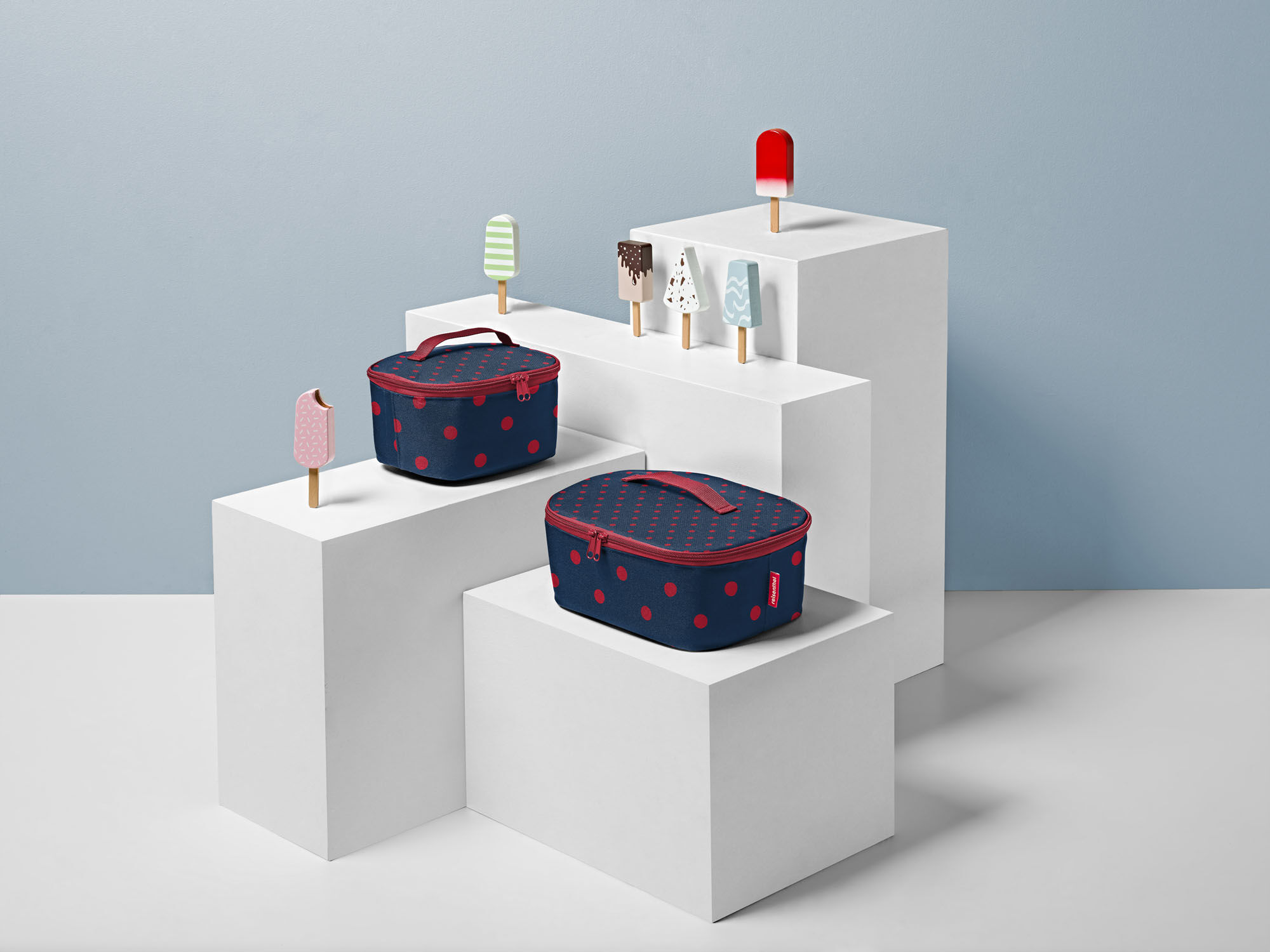 Reisenthel Thermo coolerbag S pocket mixed dots red