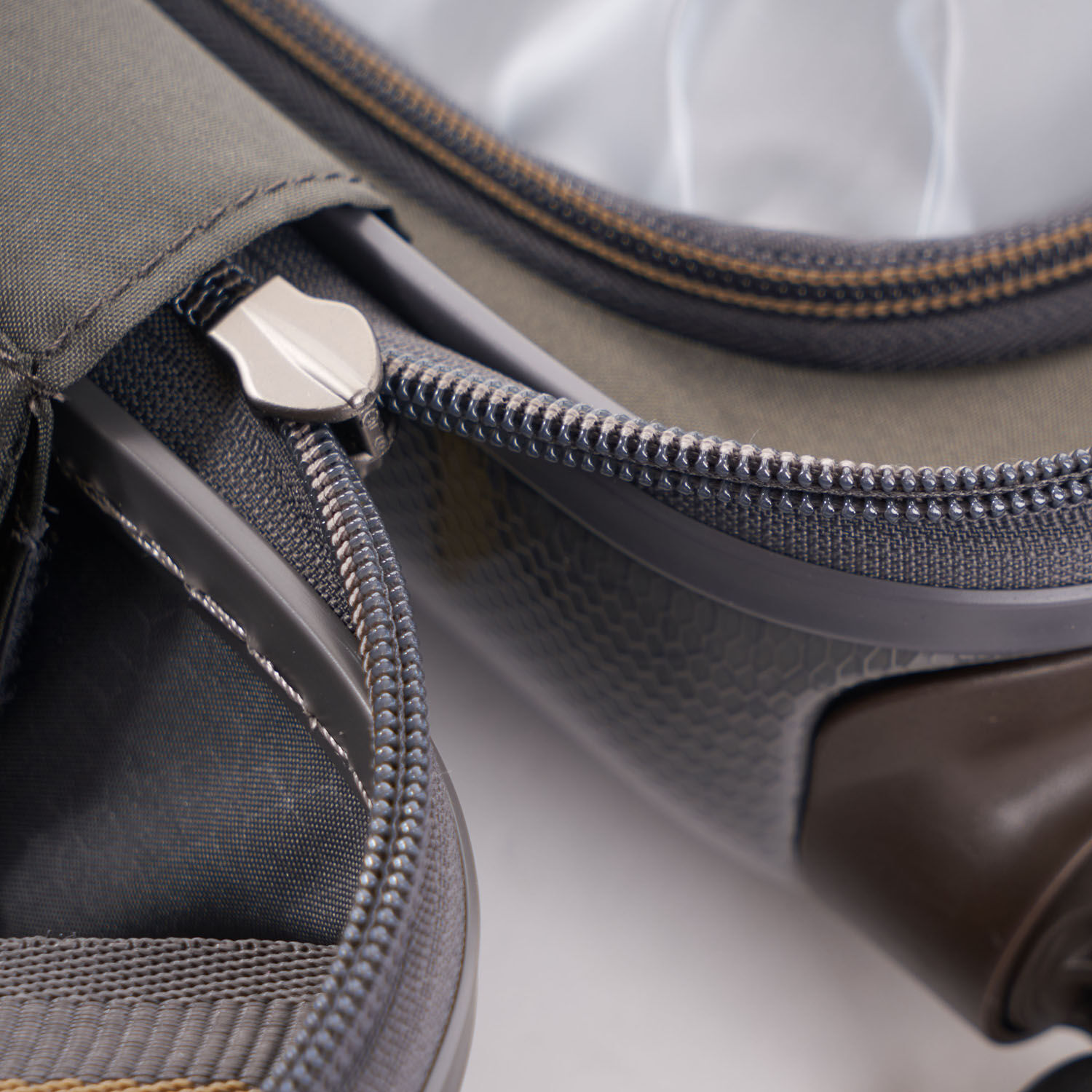 Hedgren Freestyle Glide XS Cabin Trolley 4 Rollen 55cm Volcanic Glass Grey