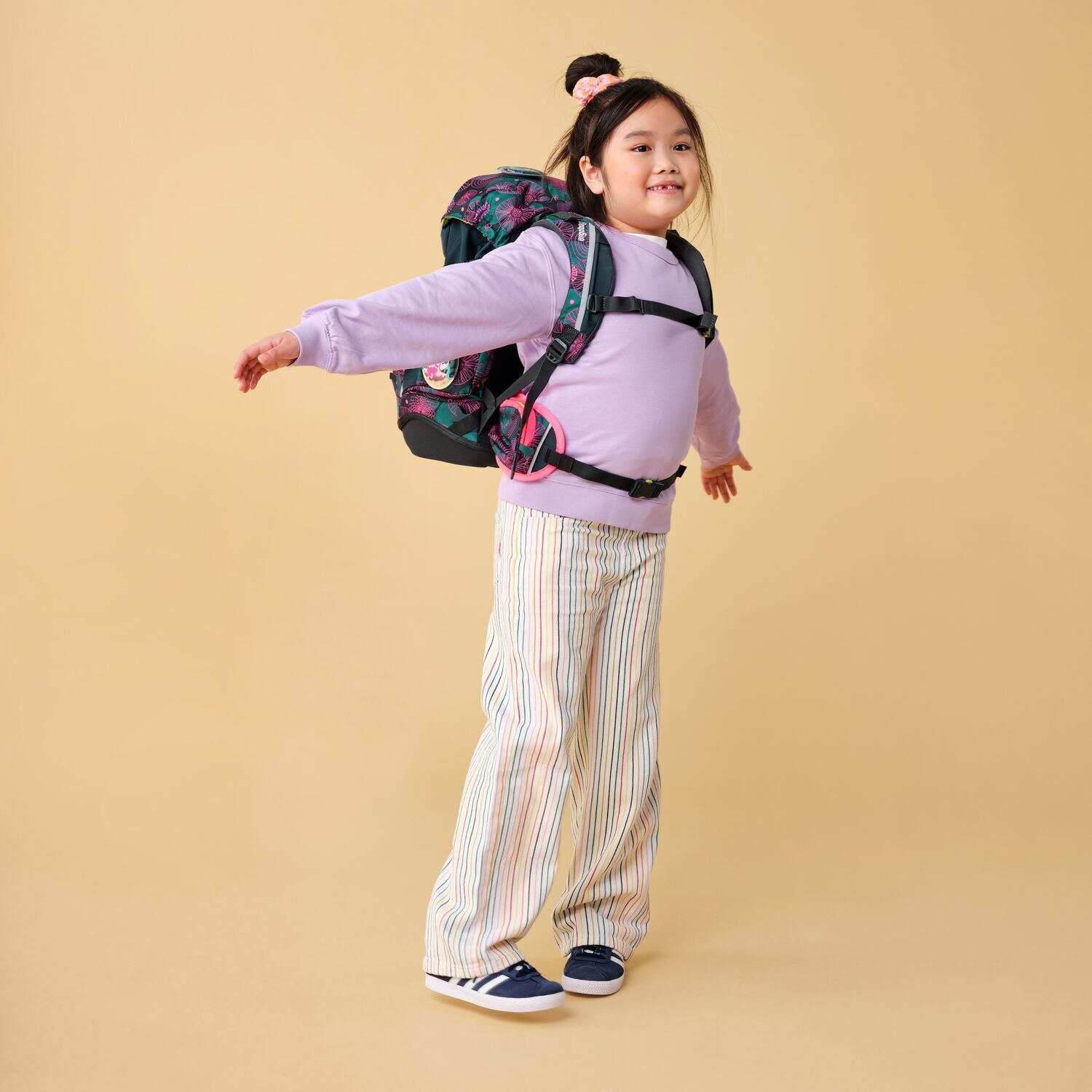 ergobag pack 6-teiliges Schulrucksack-Set 2025 KorallBär ergobag pack 6-teiliges Schulrucksack-Set 2025 KorallBär