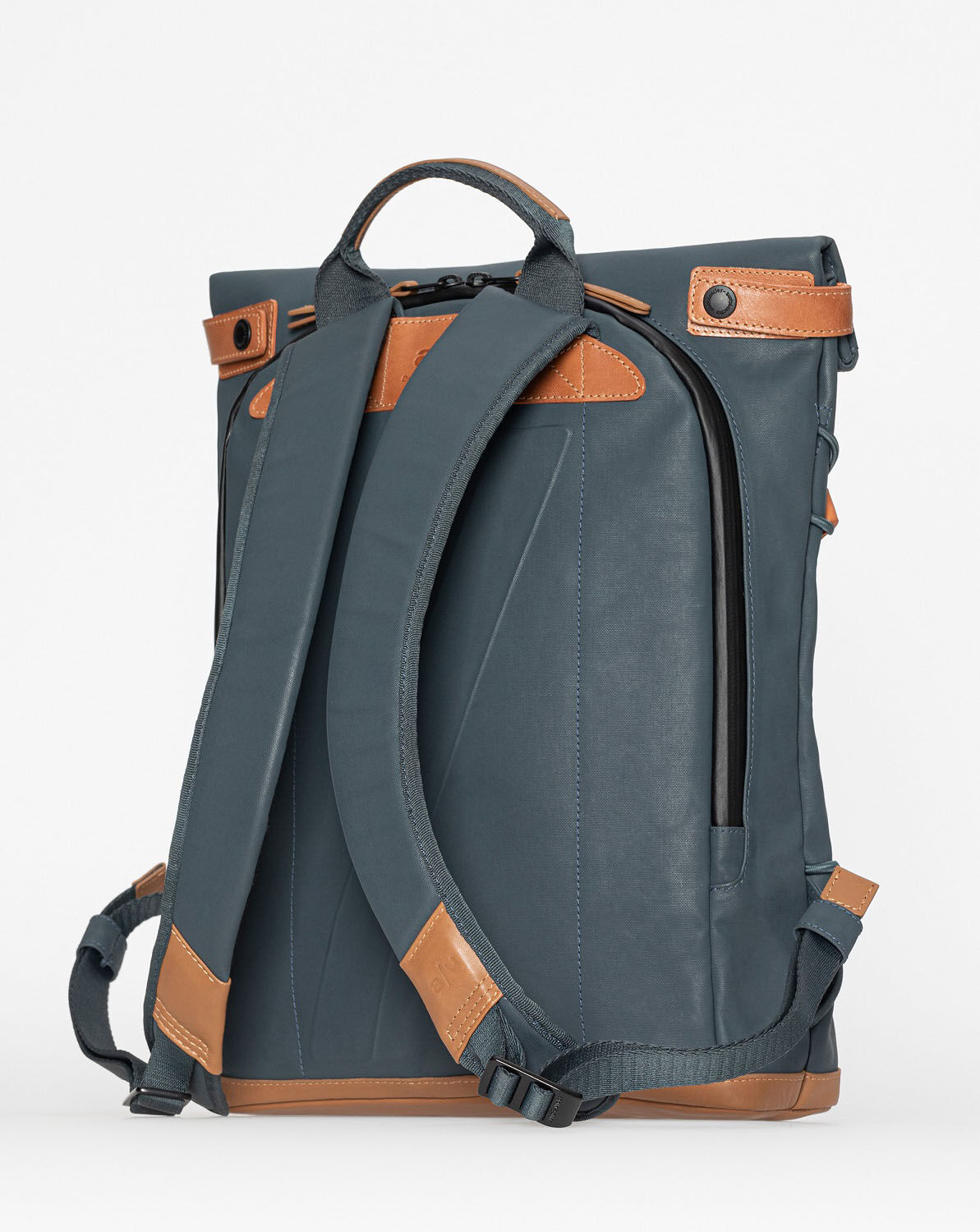 aunts & uncles Japan Yokohama Rolltop Rucksack mit 13" Notebookfach cosmic void