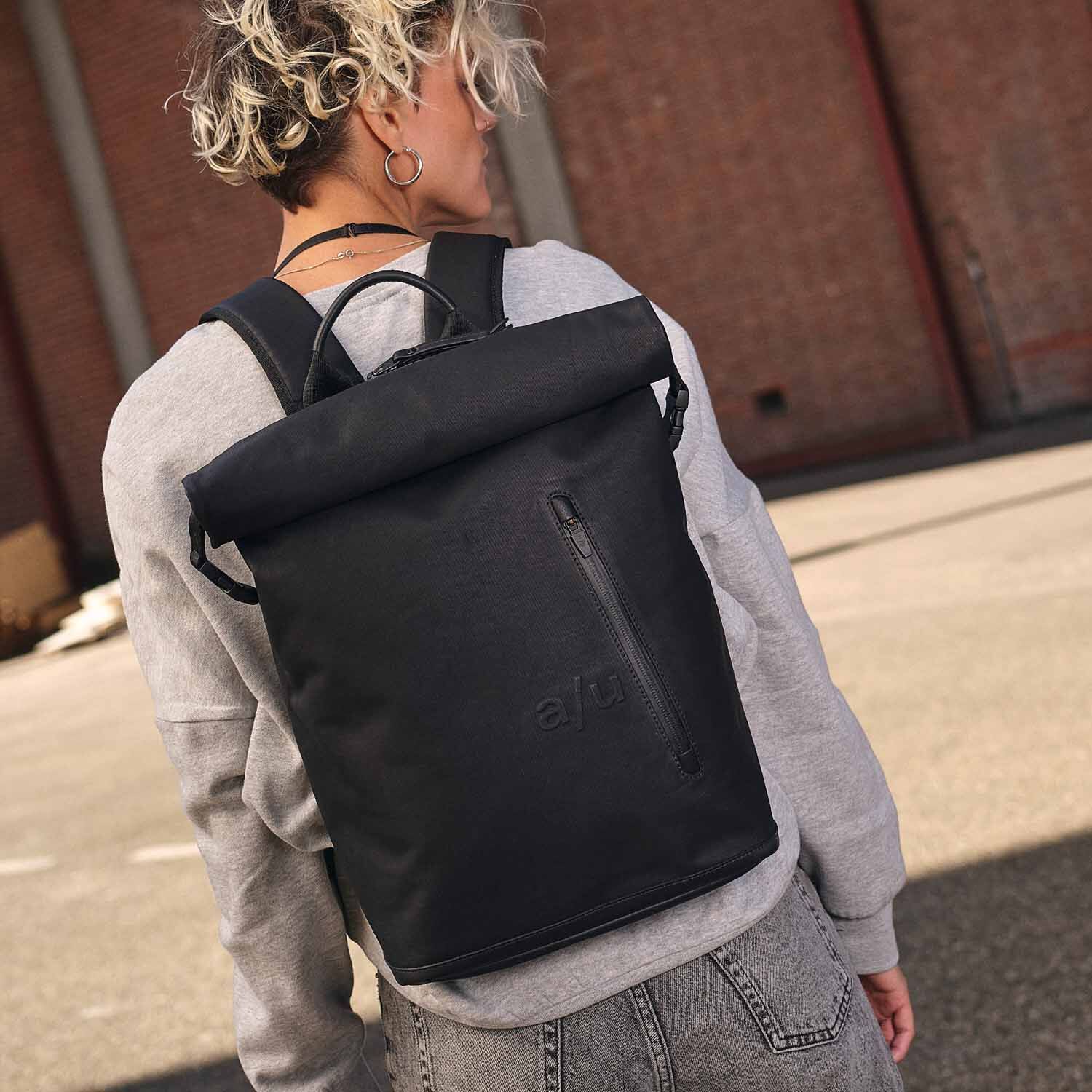 aunts & uncles Japan Tokio Rolltop Rucksack mit 13" Notebookfach black
