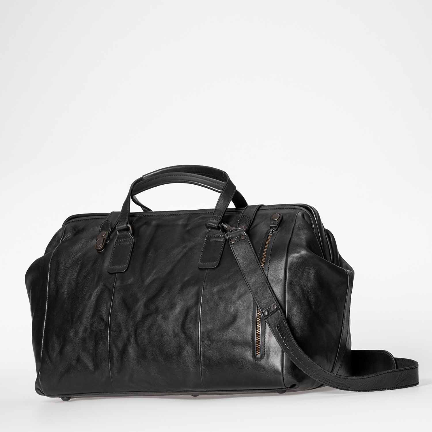 aunts & uncles Grandma's Luxury Club Mrs. Currant Bread Reisetasche mit Bügel black smoke