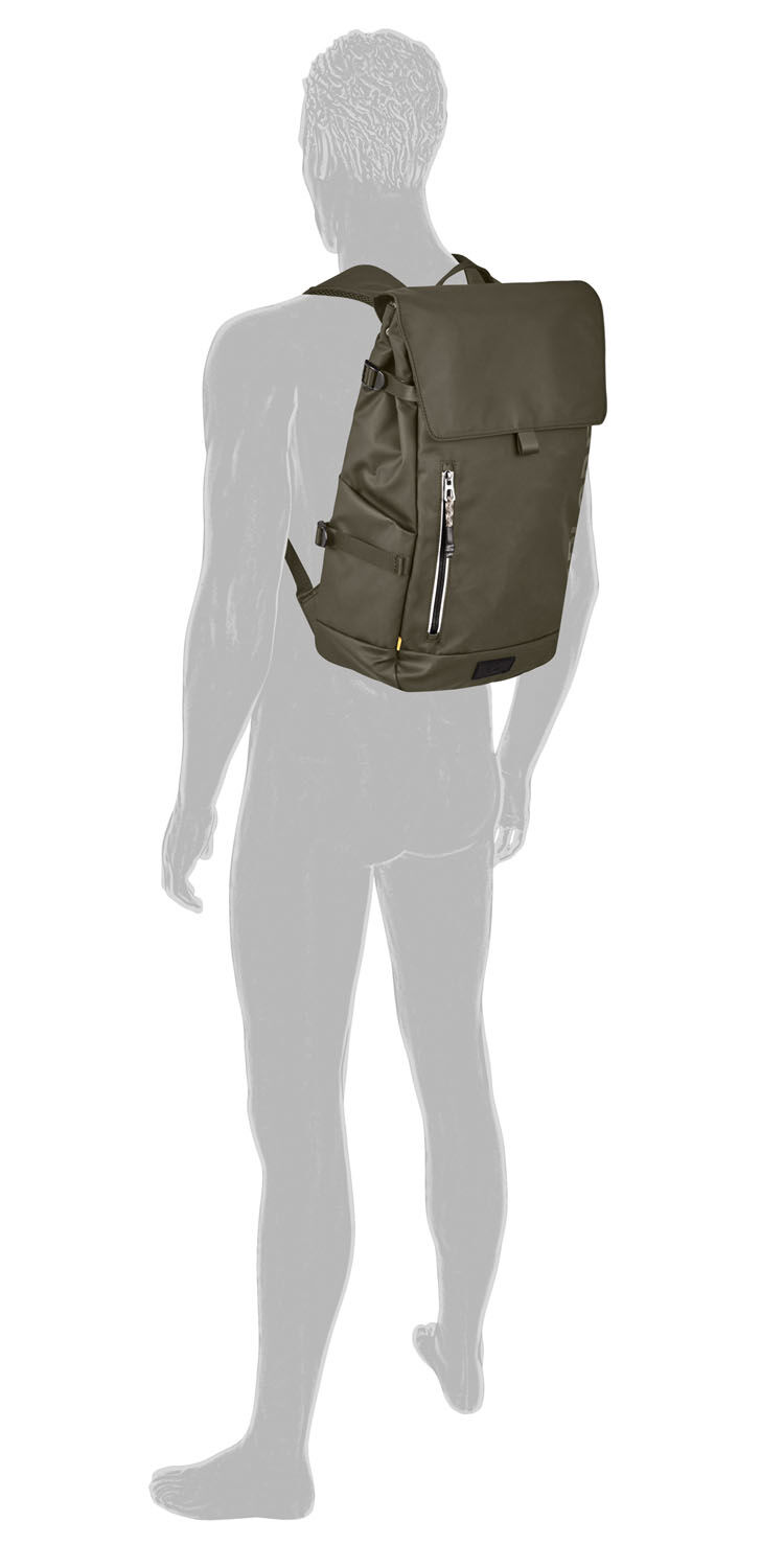 Camel Active Explore Rucksack L aus recyceltem Nylon Khaki