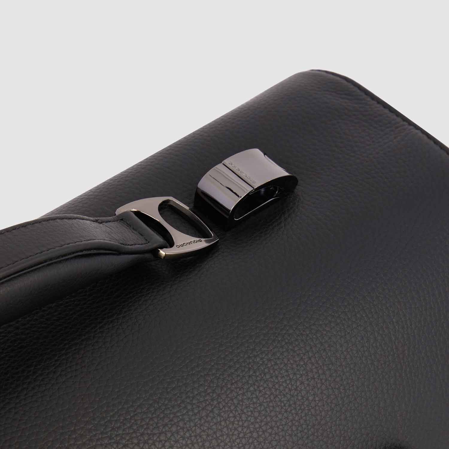 Piquadro Modus Special Laptoptasche 15,6" mit zwei Vortaschen Schwarz