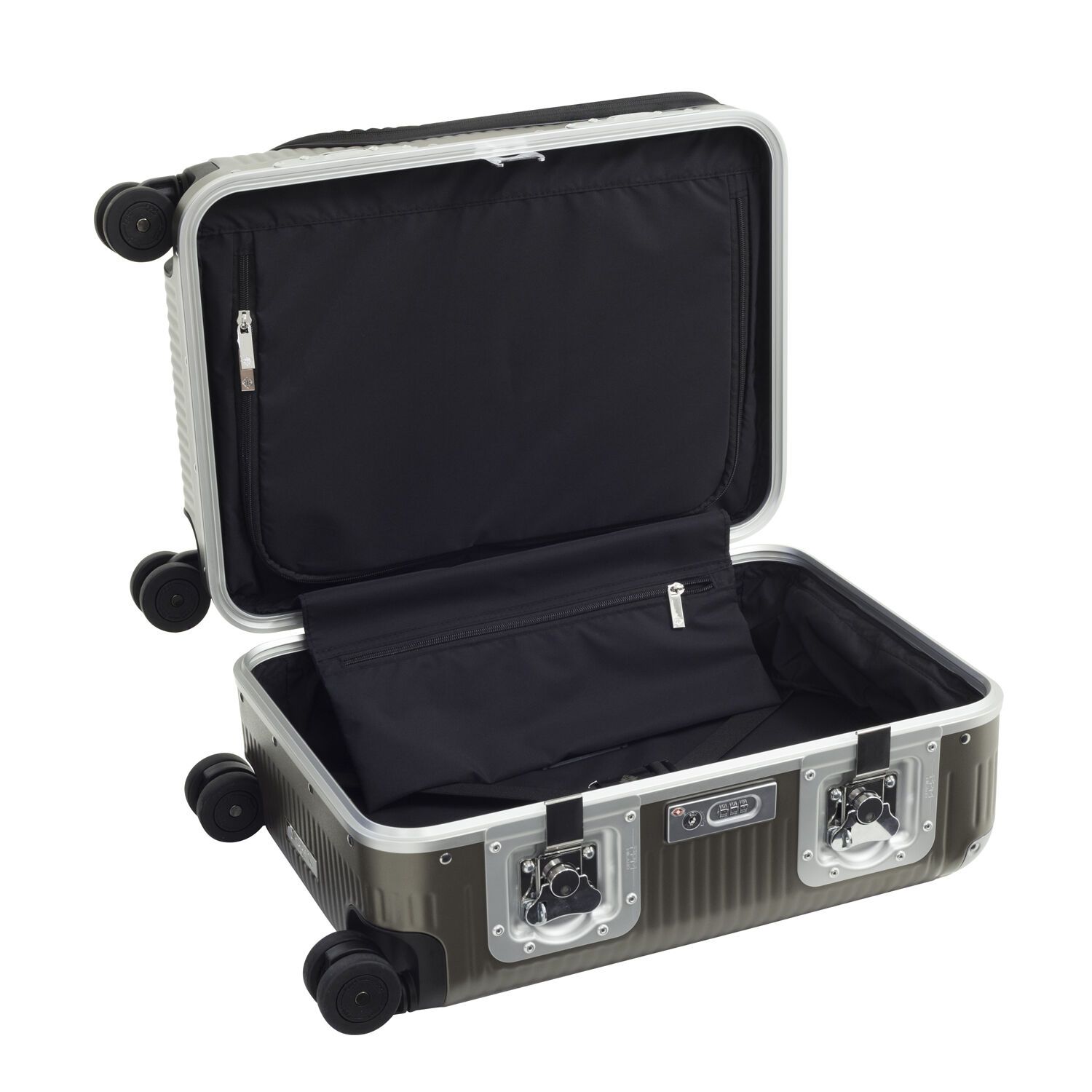 FPM Bank Light Spinner 53 front pocket Matt Almond