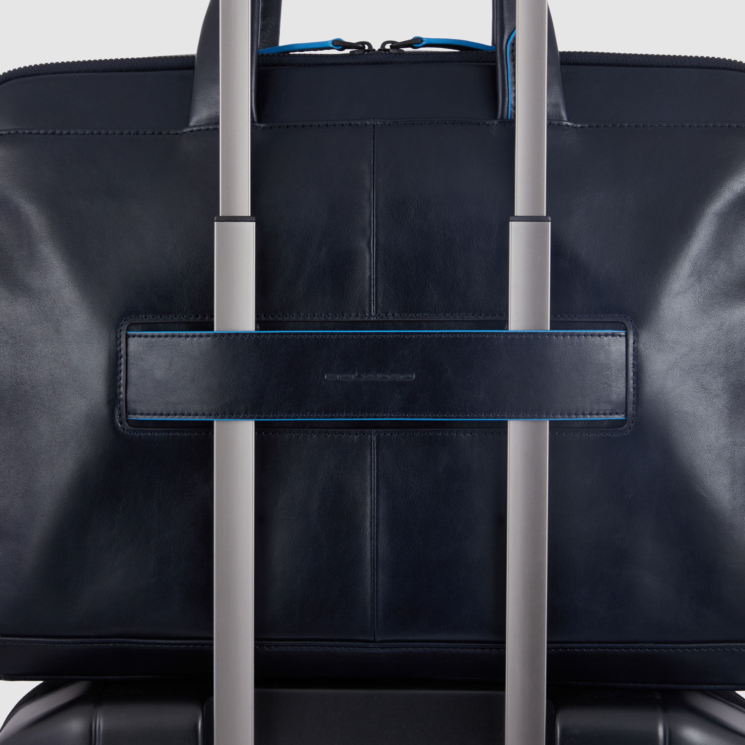 Piquadro Blue Square Laptoptasche 15,6" mit iPad®Pro12,9"-Fach MahagoniBraun