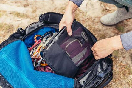 Gregory ALPACA 40 Liter Reisetasche Obsidian Black Gregory ALPACA 40 Liter Reisetasche Obsidian Black