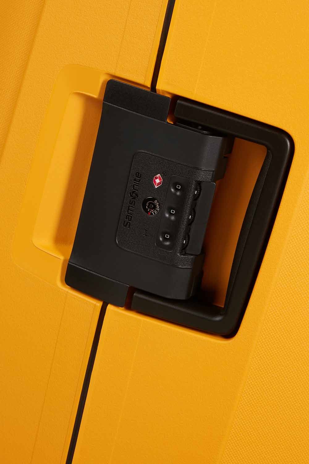 Samsonite Essens Trolley mit 4 Rollen 69cm + GRATIS HOTELGUTSCHEIN Radiant Yellow