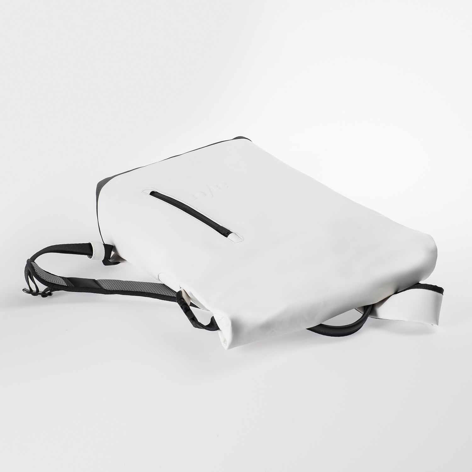 aunts & uncles Japan Nishi Tokio Rolltop Rucksack für 13" Notebookfach diffuse