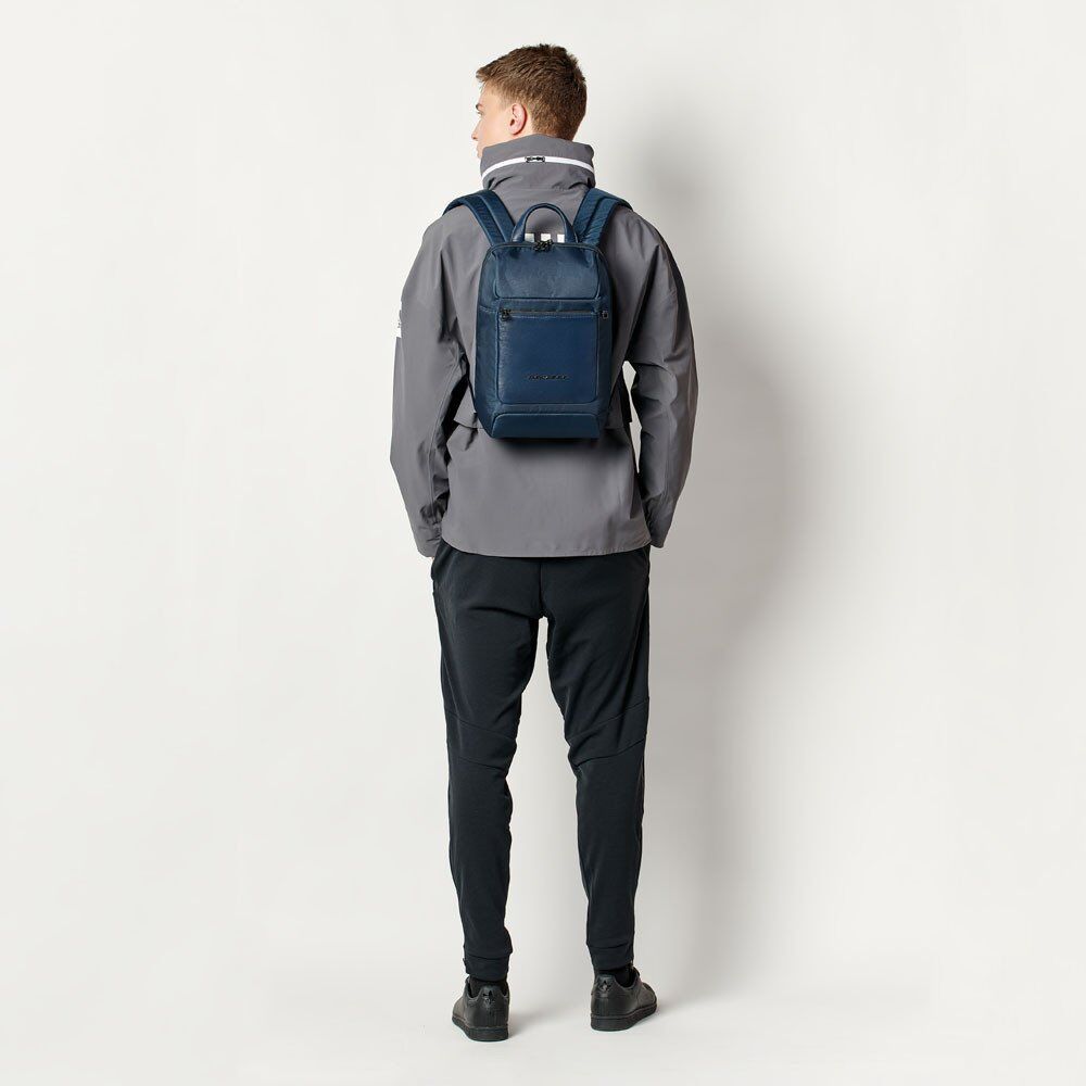 Piquadro Macbeth Kleiner Laptoprucksack aus Leder und recyceltem Olivgrün Piquadro Macbeth Kleiner Laptoprucksack aus Leder und recyceltem Olivgrün
