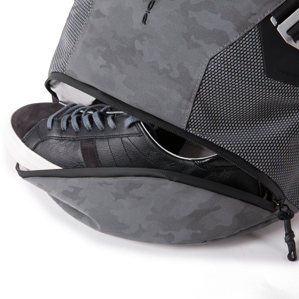 Piquadro PQ-Modular Laptoprucksack 15,6" aus rezykliertem antiviralen Stoff Camo Grigio