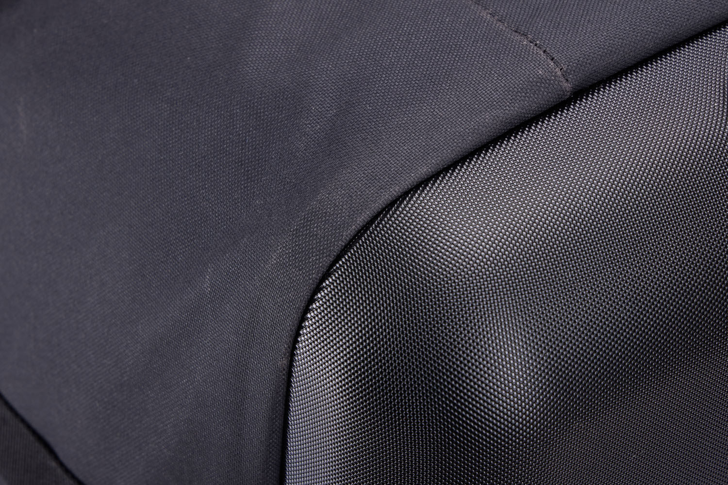 THULE Aion Wheeled Duffel 70cm Black THULE Aion Wheeled Duffel 70cm Black