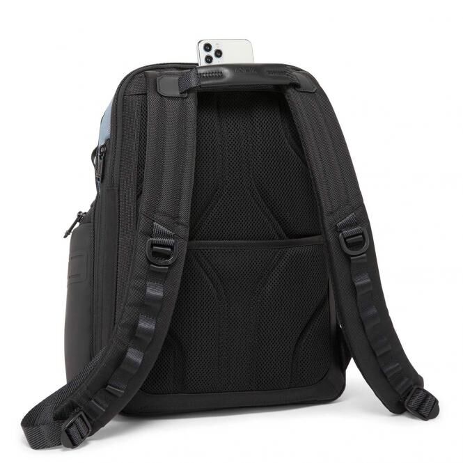 Tumi Alpha Bravo Navigation Rucksack aus Nylon Nevado Blue Tumi Alpha Bravo Navigation Rucksack aus Nylon Nevado Blue