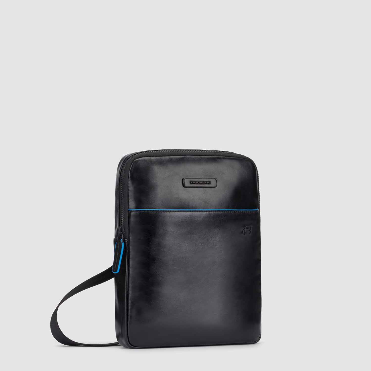 Piquadro Blue Square Revamp Umhängetasche mit iPad®-Fach Schwarz