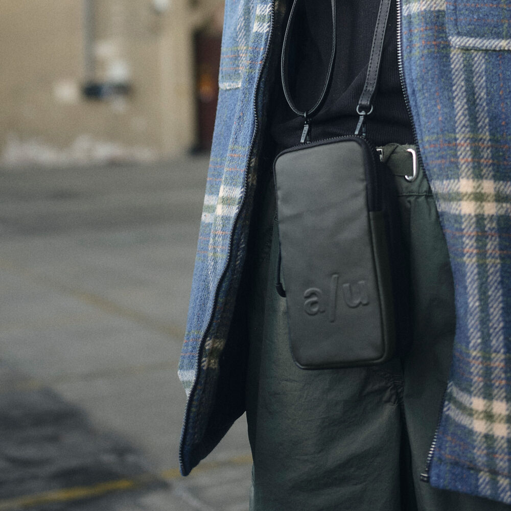 aunts & uncles Japan Nishi Uji Phonebag dark shadow aunts & uncles Japan Nishi Uji Phonebag dark shadow