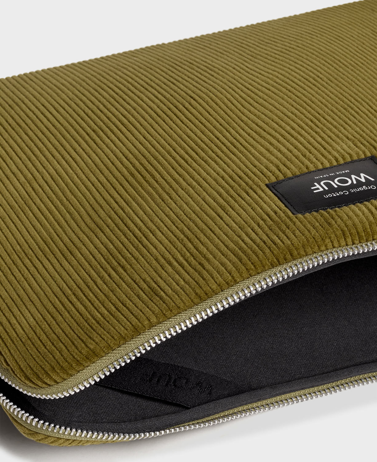 Wouf Corduroy Collection Laptop Sleeve 13" & 14" Olive