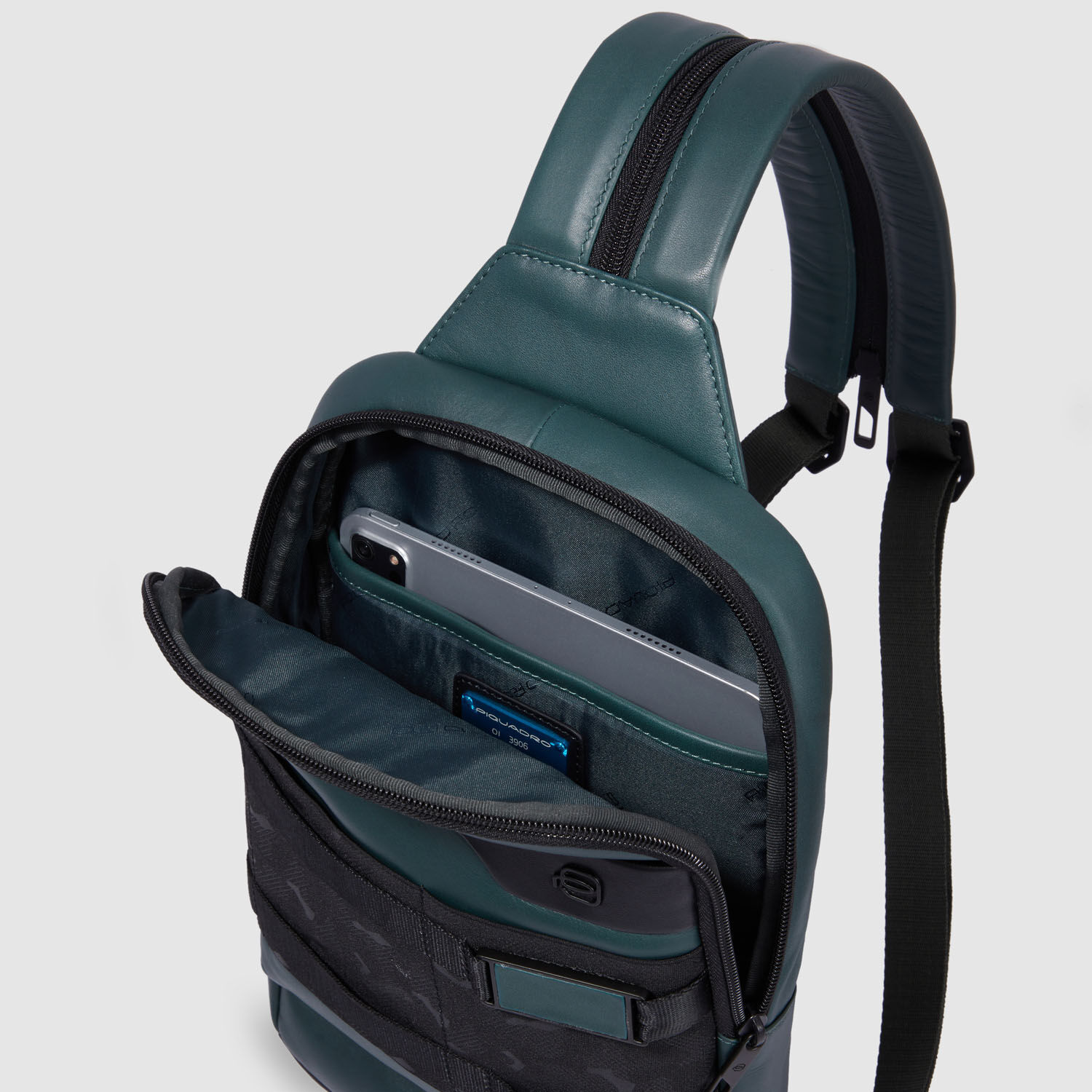 Piquadro FXP Modulare Leder-Umhängetasche für iPad® Schwarz