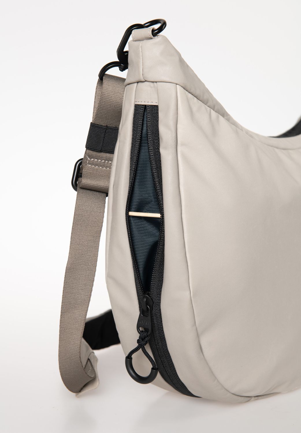 aunts & uncles Japan RE Koyoshi Umhängetasche driftwood