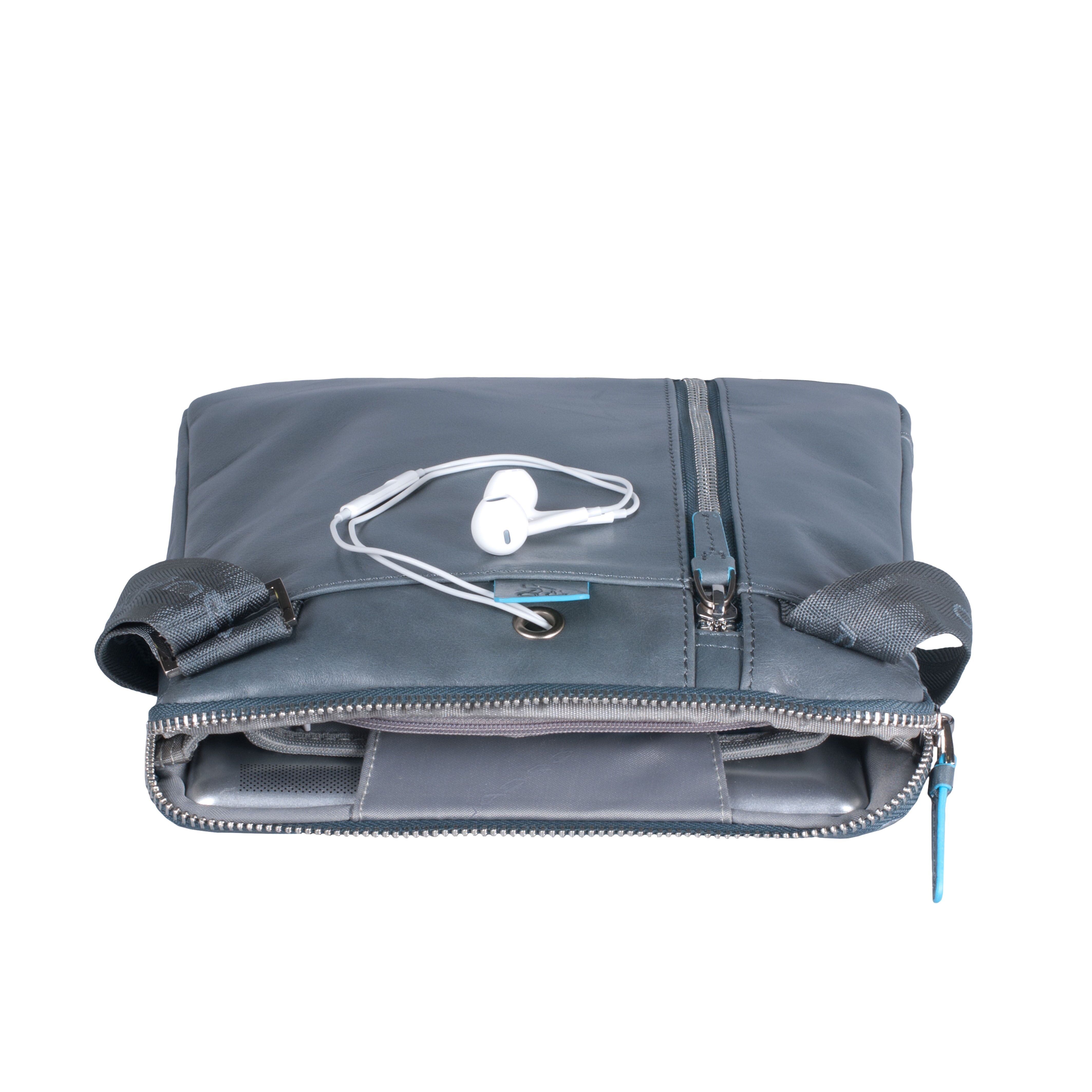 Piquadro Blue Square Umhängetasche mit doppelter Vortasche Orange Piquadro Blue Square Umhängetasche mit doppelter Vortasche Orange