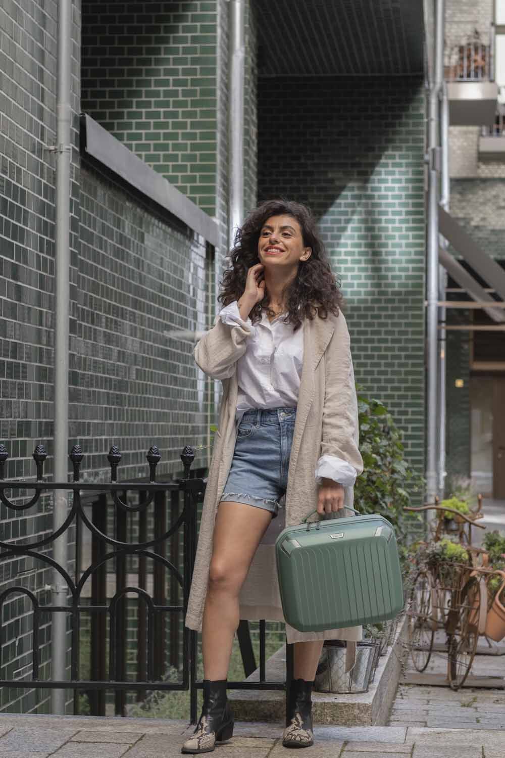 Travelite Elvaa Beautycase mit Tabletfach 10,5" Roségold