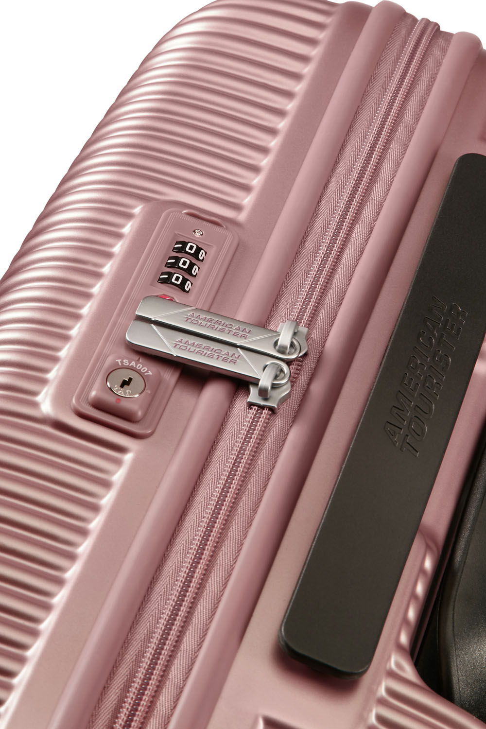 American Tourister Modern Dream Trolley mit 4 Rollen 55cm Rose Gold American Tourister Modern Dream Trolley mit 4 Rollen 55cm Rose Gold