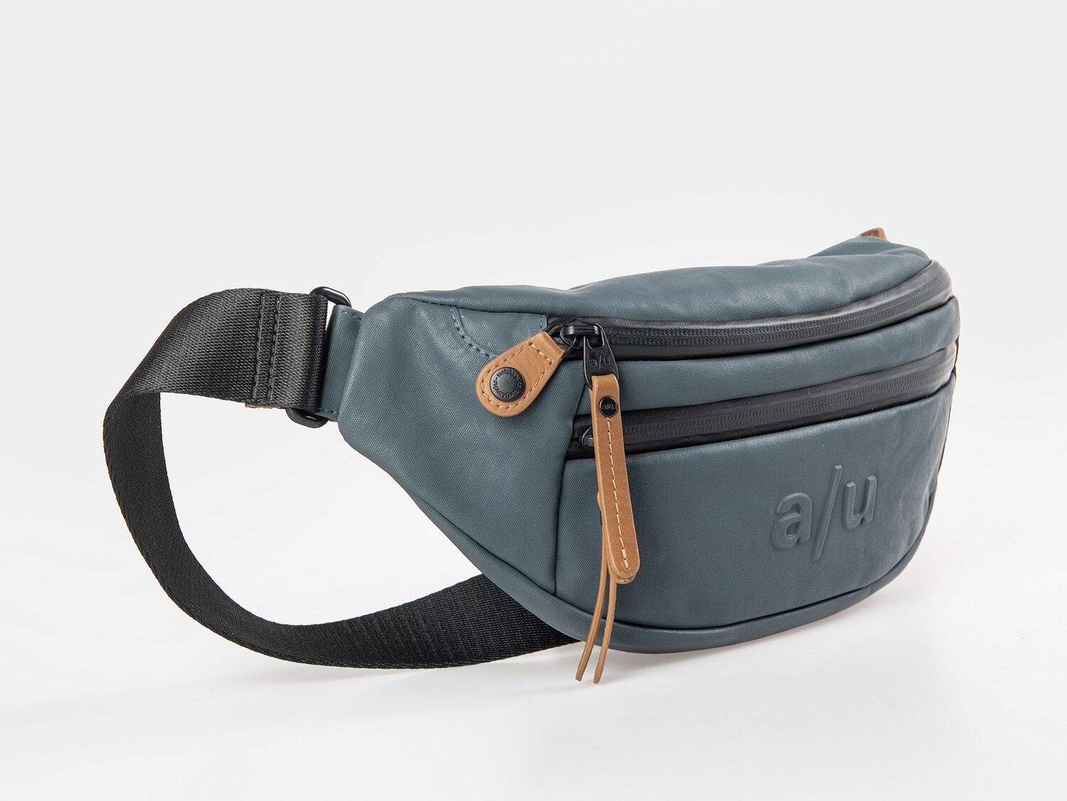 aunts & uncles Japan Ichikawa Gürteltasche cosmic void