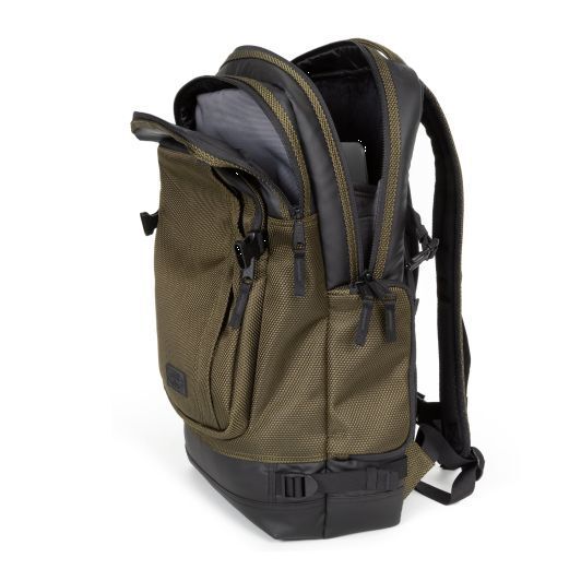 Eastpak Tecum Rucksack L mit 15" Laptopfach CNNCT Army