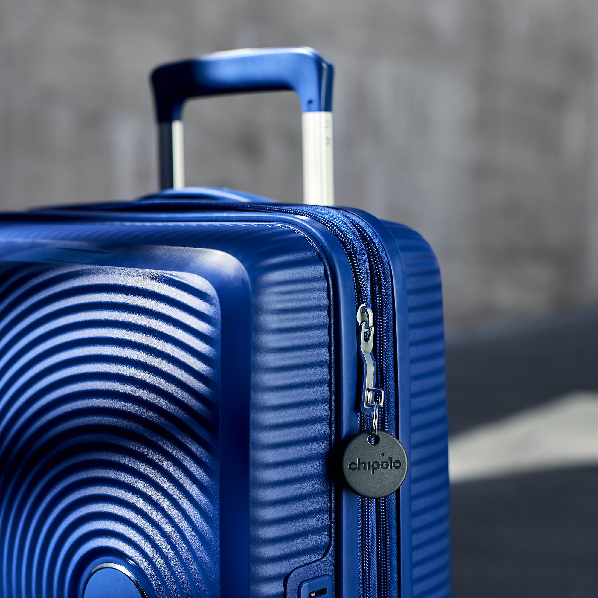 Chipolo ONE Spot - Gegenstandsfinder, der mit der Apple “Wo ist” App funktioniert Almost black