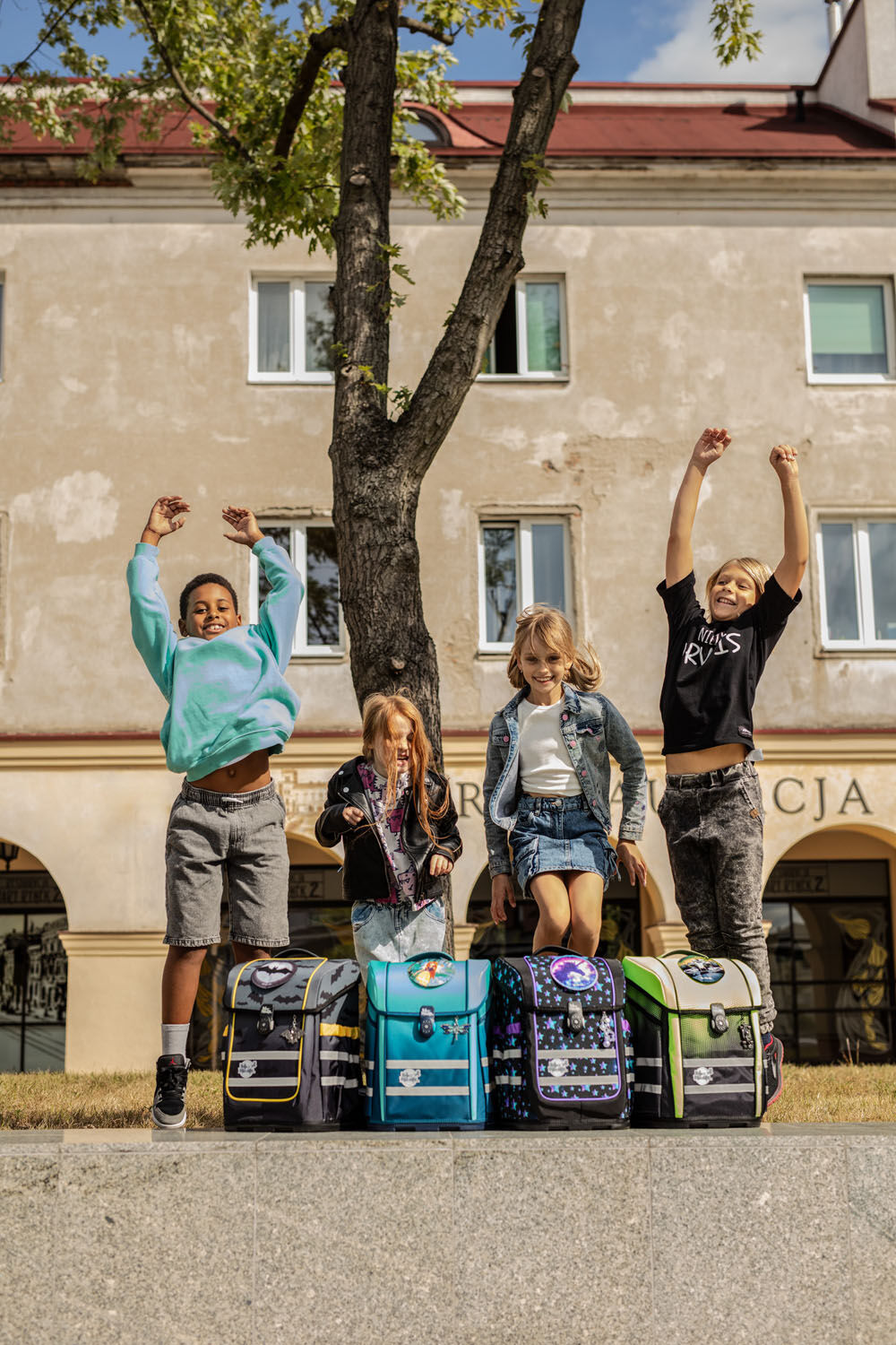 McNeill Perfecto Kollektion 2025 -Schulranzen-Set 5tlg., McNeill Perfecto Kollektion 2025 -Schulranzen-Set 5tlg.,