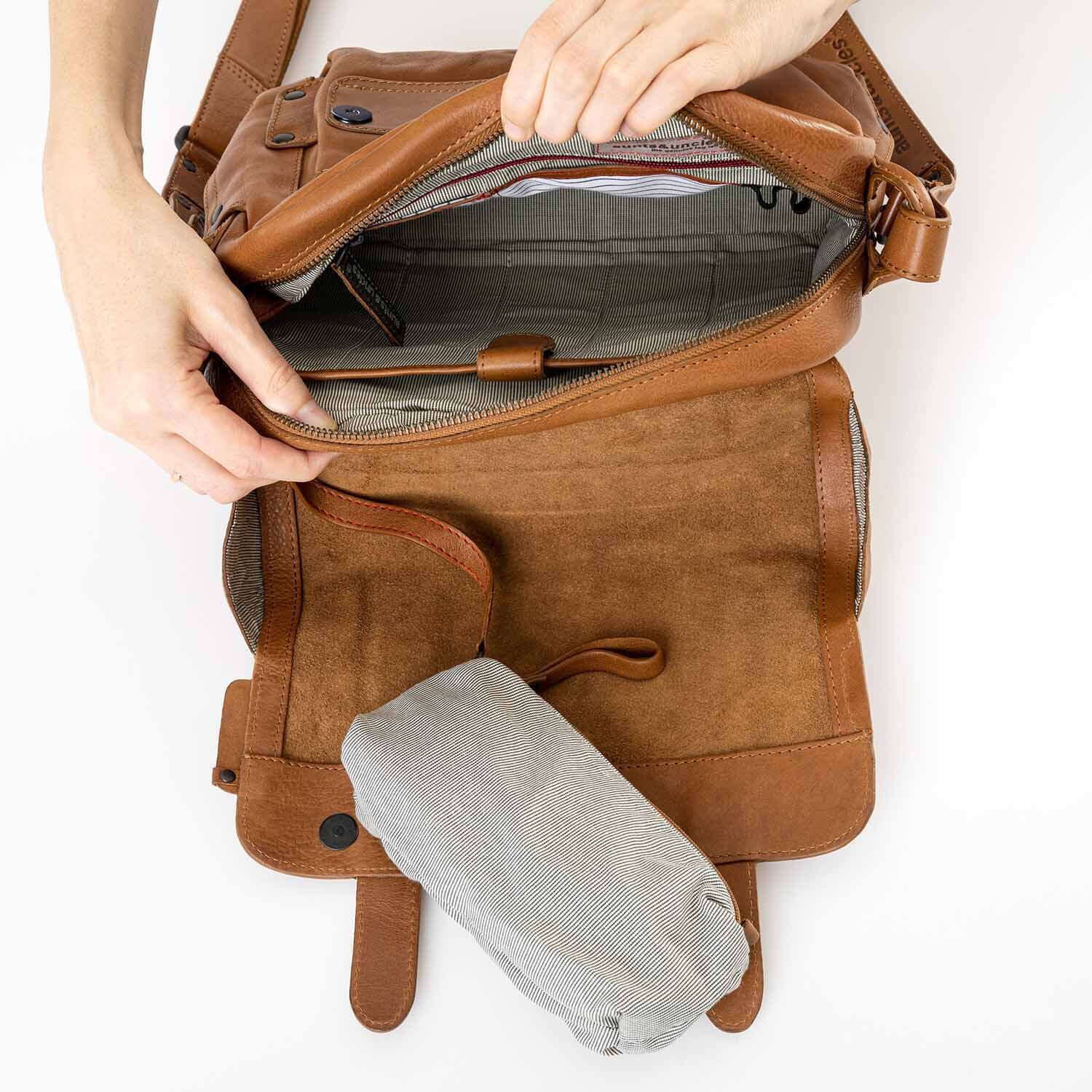 aunts & uncles Grandma's Luxury Club Miss Applepie Umhängetasche caramel aunts & uncles Grandma's Luxury Club Miss Applepie Umhängetasche caramel