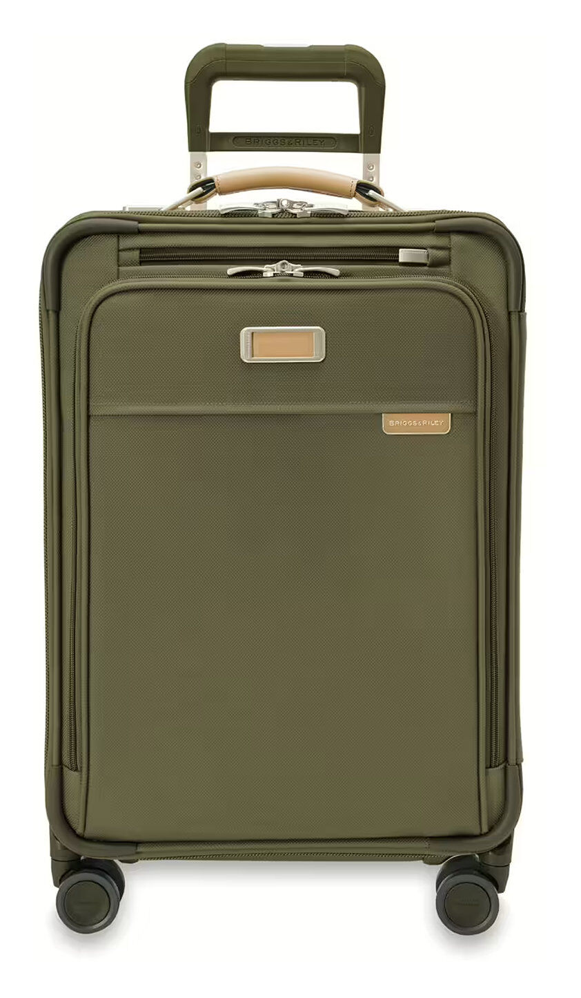 Briggs & Riley Baseline Essential 22
