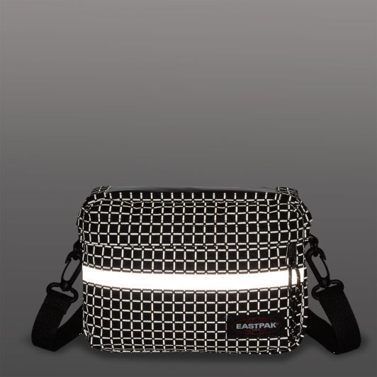 Eastpak AMAN BIKE COMPATIBLE Fahrradtasche Refleks Black Eastpak AMAN BIKE COMPATIBLE Fahrradtasche Refleks Black