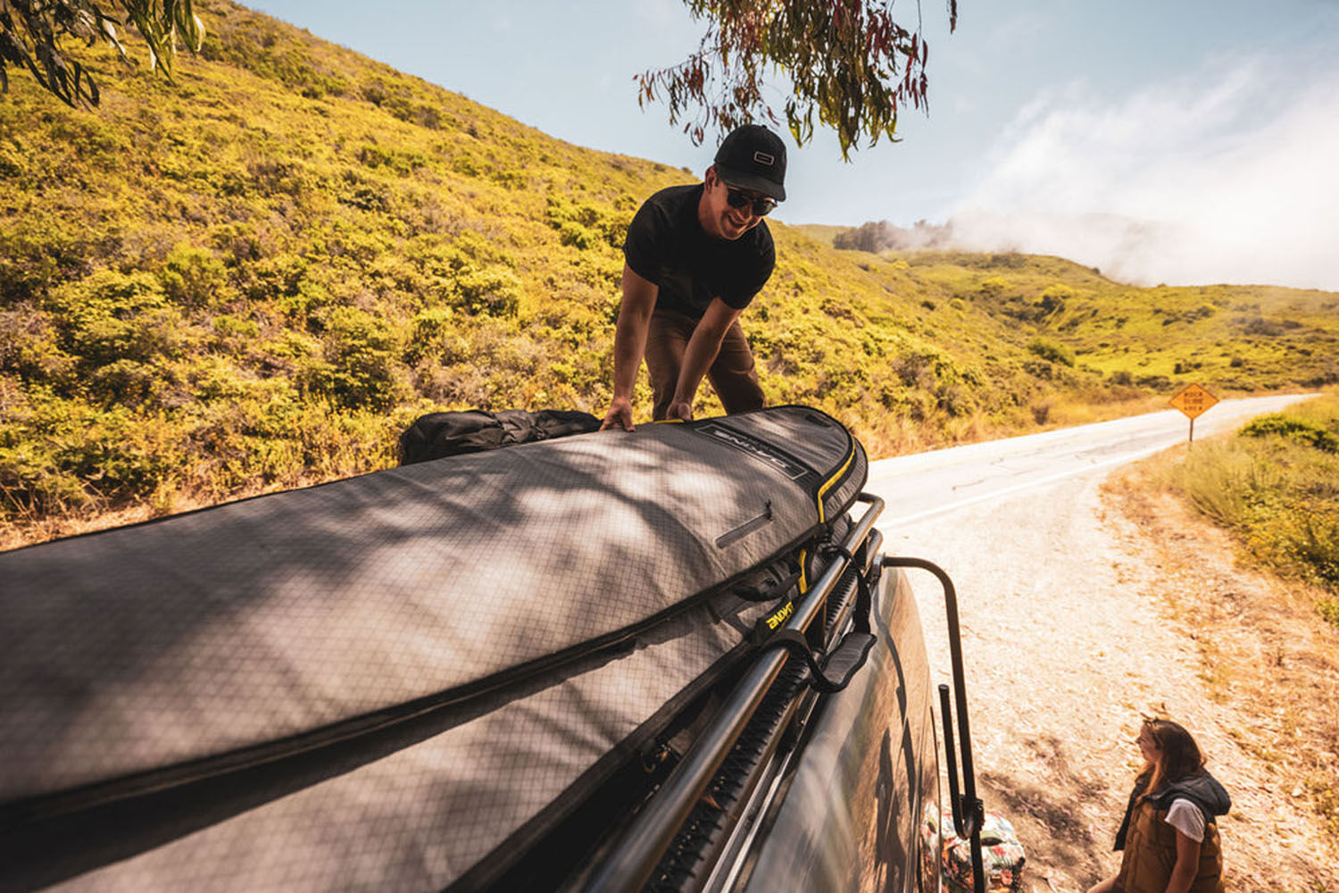 Dakine Mission Surfboard Bag - Noserider Carbon 7'6" Dakine Mission Surfboard Bag - Noserider Carbon 7'6"