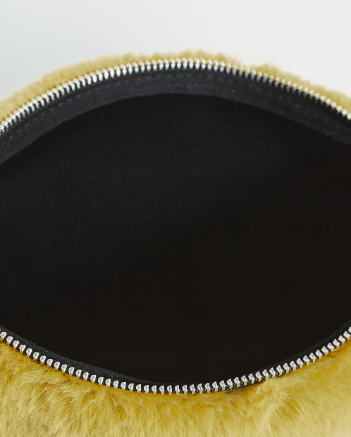 Wouf FAUX FUR crossbody bag foxie Wouf FAUX FUR crossbody bag foxie