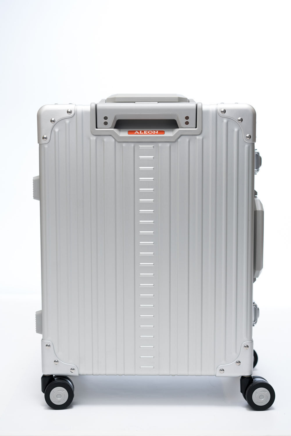 Aleon Traveler Domestic Carry-On 21" Platin - Silber