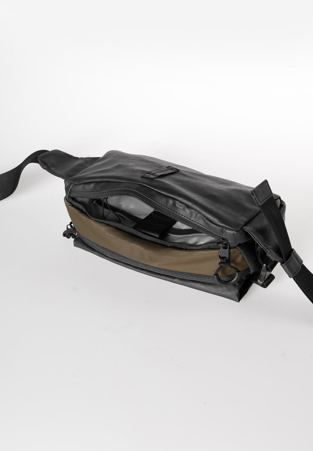 aunts & uncles Japan RE Ishikari Gürteltasche Black