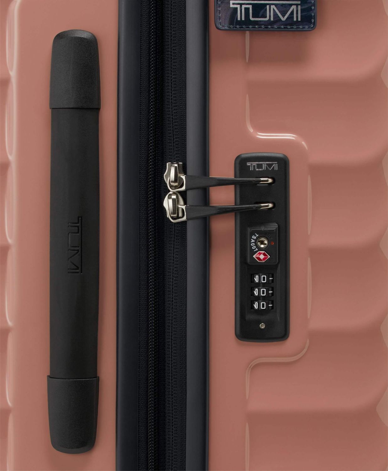 Tumi 19 Degree Erweiterbarer Aufgabekoffer für längere Reisen 77,5cm; glänzend Blush/Navy Liquid Print