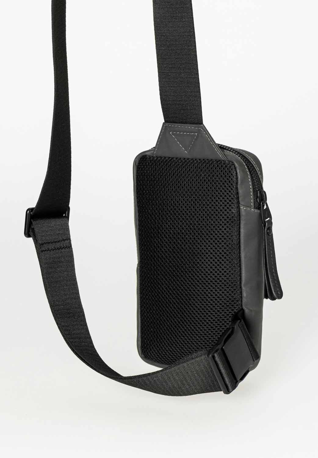 aunts & uncles Japan Iwako Crossbag / Phonebag volcanic ash