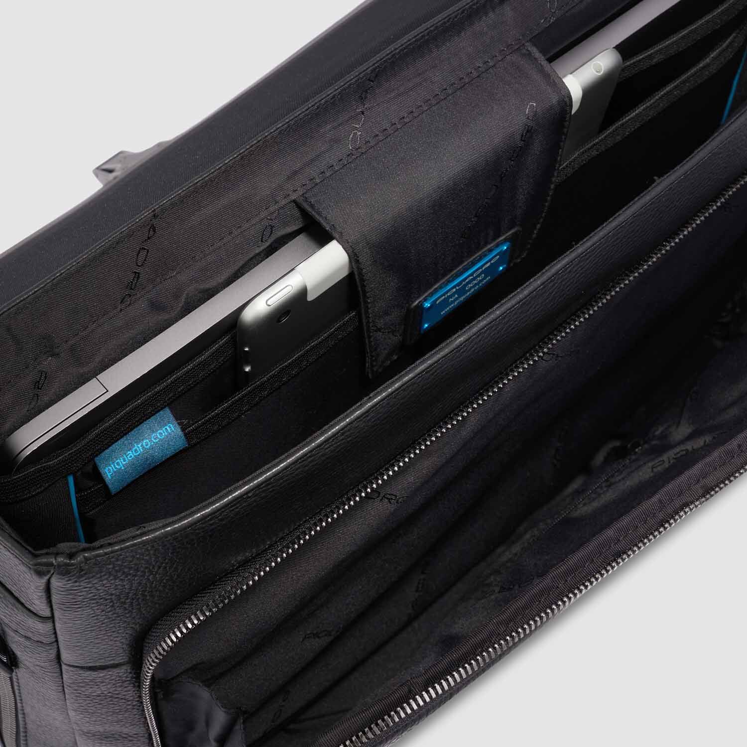 Piquadro Modus Special Ausdehnbare Laptoptasche 15,6" mit Überschlag Schwarz Piquadro Modus Special Ausdehnbare Laptoptasche 15,6" mit Überschlag Schwarz