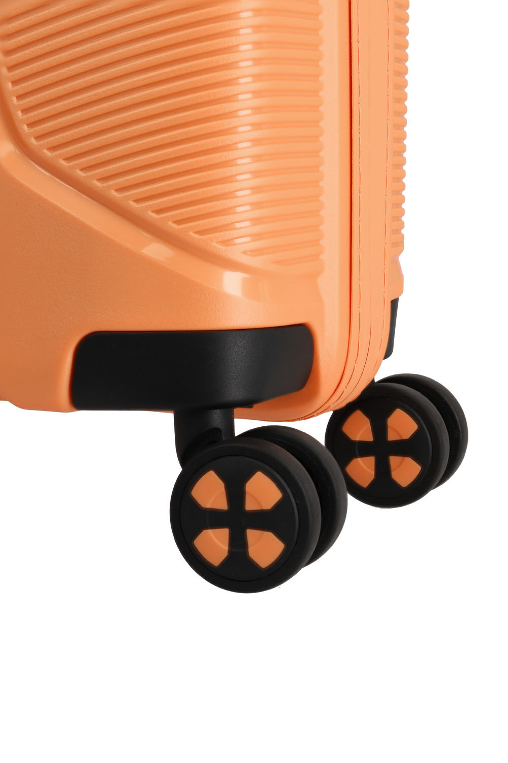 IMPACKT IP1 Koffer S, 4-Rollen mit USB-Port Garden apricot