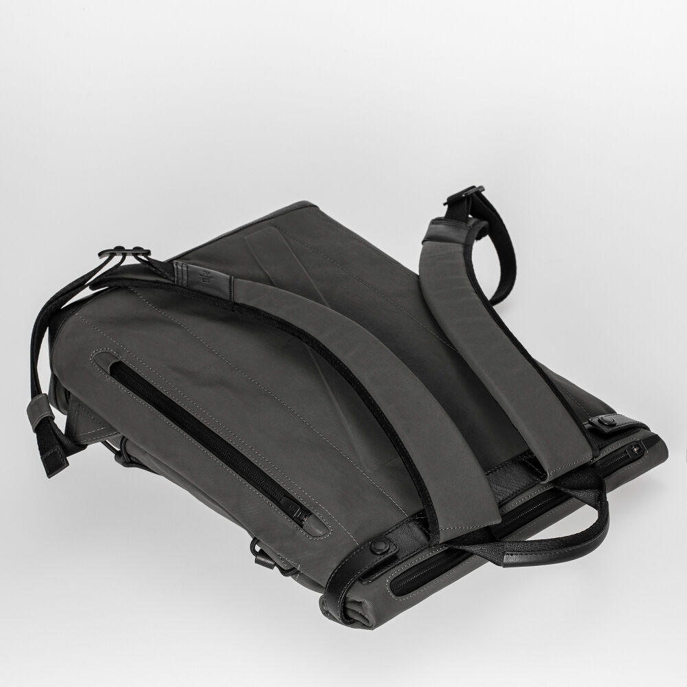 aunts & uncles Japan Yokohama Rolltop Rucksack mit 13" Notebookfach volcanic ash