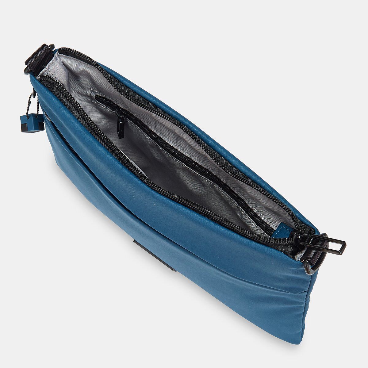 Hedgren Nova ORBIT Flat Crossover Neptune Blue