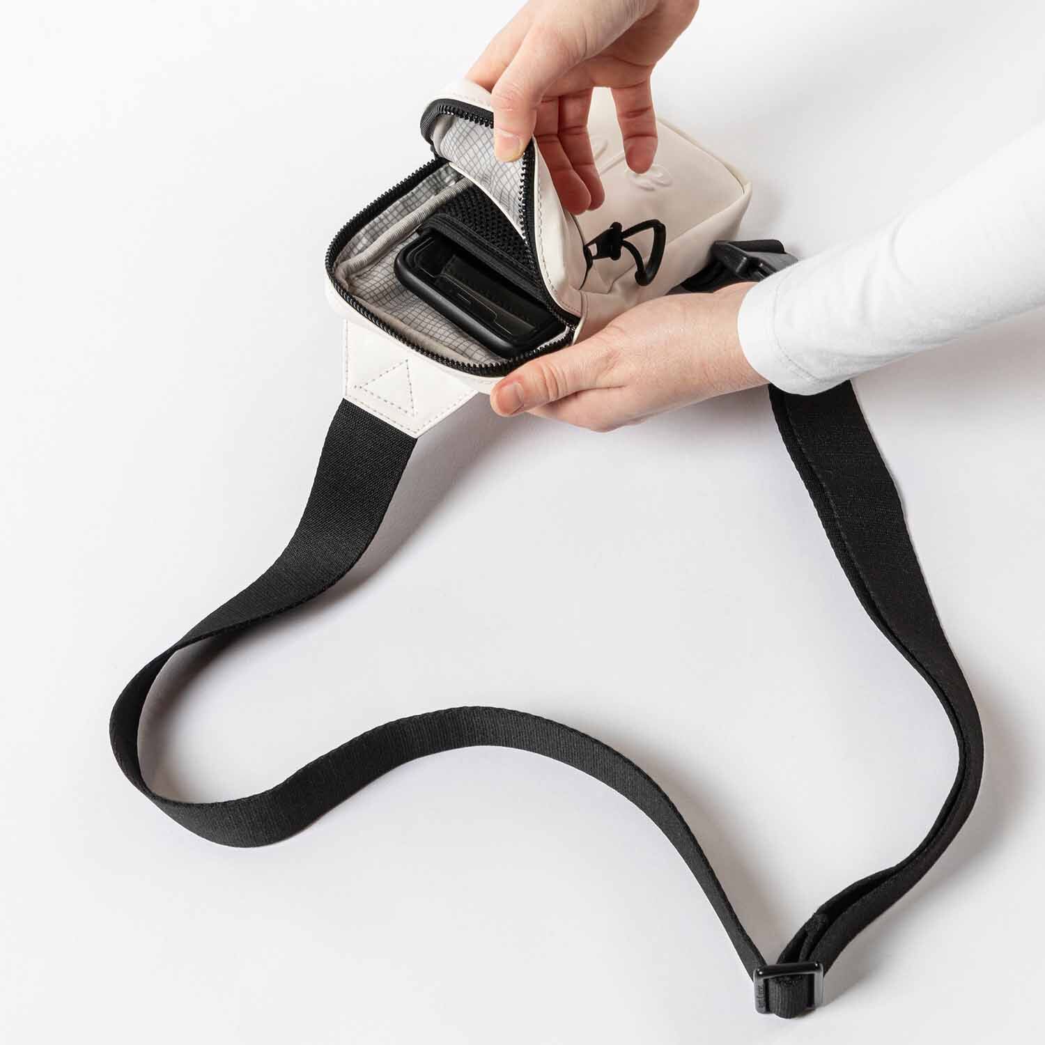 aunts & uncles Japan Nishi Iwako Crossbag / Phonebag diffuse